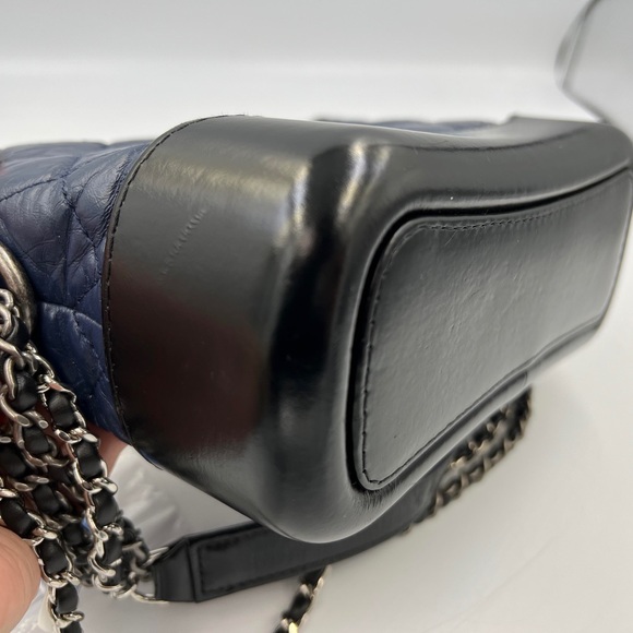 3⃣️8⃣️0⃣️0⃣️Chanel Small Gabrielle Hobo Navy - Picture 7 of 12